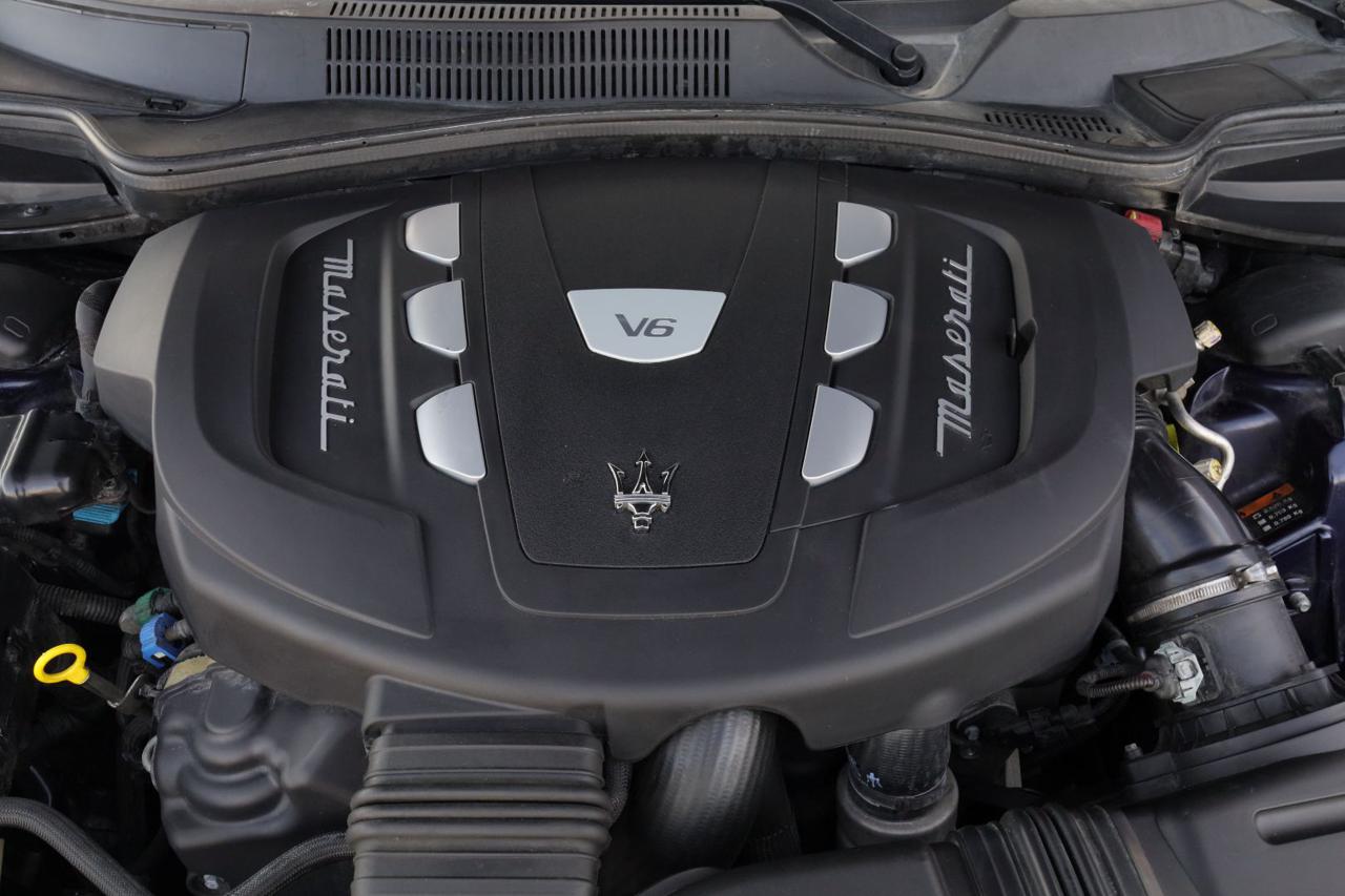 Ghibli V6 Diesel 275 CV Gransport