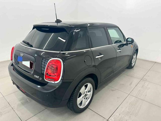 MINI One 1.5 One D 5 porte Immagine 4