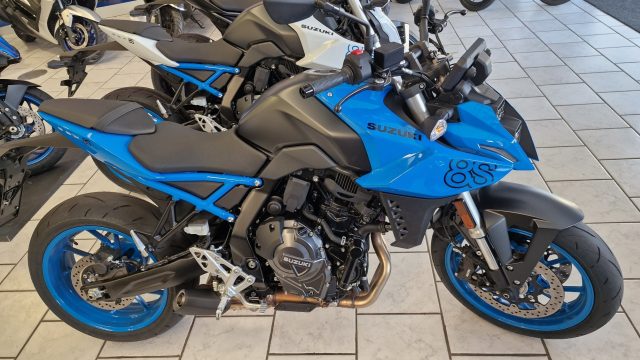 SUZUKI GSX-8S X8S NAKED KM ZERO Immagine 3