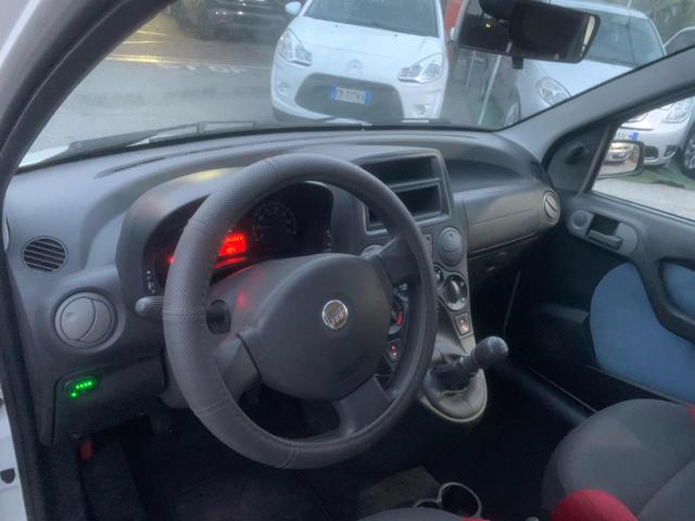 FIAT Panda 1.2Natural Power **NEOPATENTATI** Immagine 4