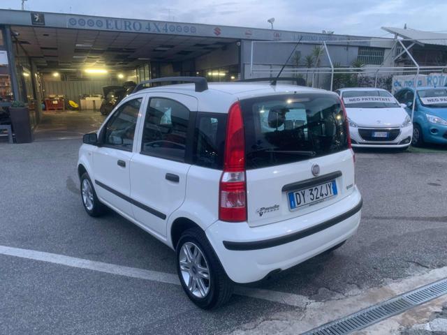 FIAT Panda 1.2Natural Power **NEOPATENTATI** Immagine 1