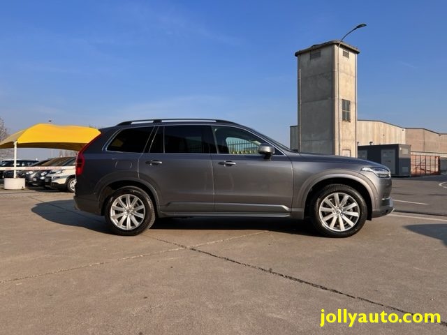 VOLVO XC90 D5 AWD Geartronic Momentum Immagine 3