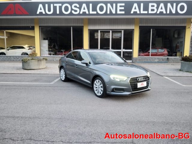 AUDI A3 Sedan 1.6 TDI 116 CV S tronic Design Immagine 2