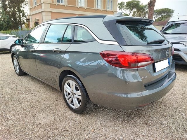 OPEL Astra 1.6 CDTi S&S Sports Tourer Business NAVI,CRUISE .. Immagine 3