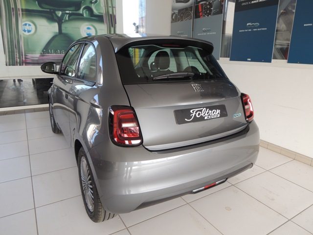 FIAT 500 Berlina 42 kWh Immagine 4