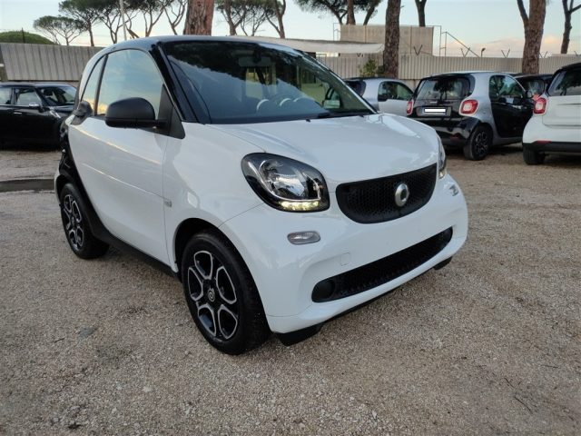 SMART ForTwo 60 1.0 Manuale OK NEOPATENTATI CLIMA,CRUISE Immagine 2