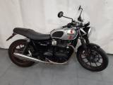 TRIUMPH Street Twin 900
