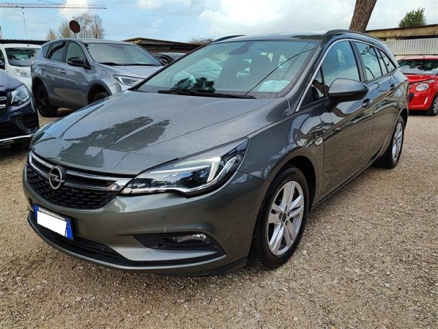 OPEL Astra 1.6 CDTi S&S Sports Tourer Business NAVI,CRUISE .. Immagine 0