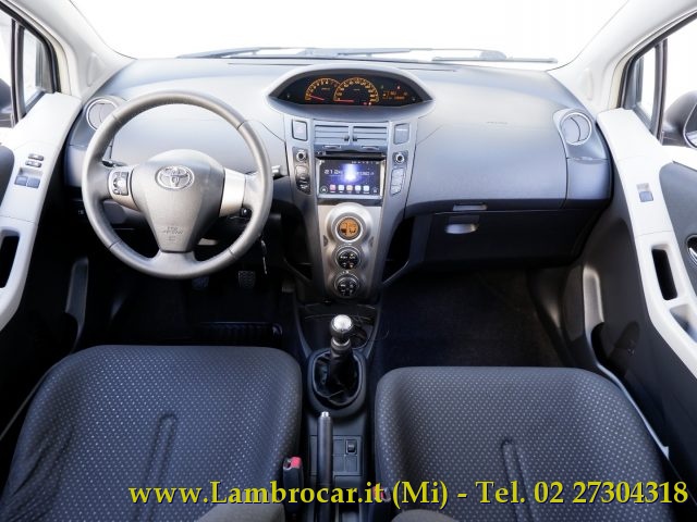 TOYOTA Yaris 1.0 5 porte 69cv OK NEOPATENTATI Immagine 2