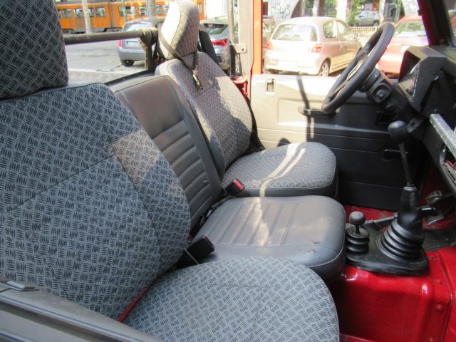 LAND ROVER DEFENDER 90 TURBODIESEL CABRIO/ HARD-TOP - foto 29