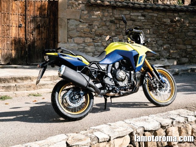 SUZUKI V-Strom 800DE . Immagine 4