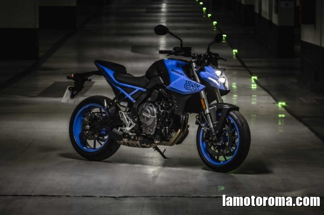 SUZUKI GSX-8S . Immagine 1