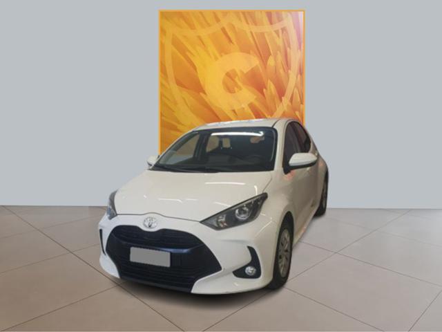 TOYOTA Yaris 1.0 5 porte Active Immagine 3