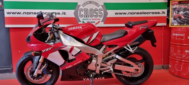 YAMAHA YZF R1 - ANNO 2001 Immagine 3