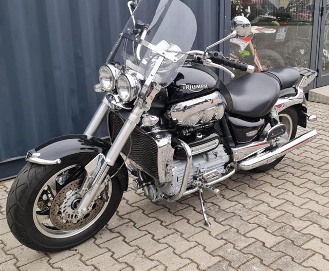 TRIUMPH Rocket III rochet III Immagine 4