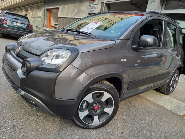 FIAT Panda 1.0 FireFly S&S Hybrid City Cross Immagine 1