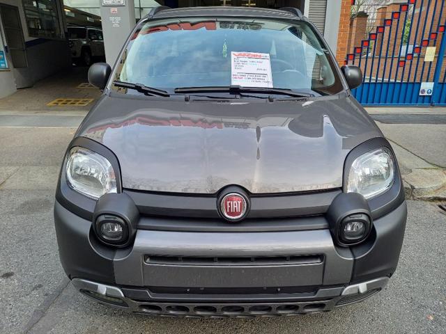 FIAT Panda 1.0 FireFly S&S Hybrid City Cross Immagine 0