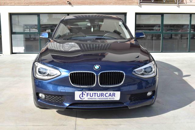 BMW 118 d 5p. Sport Immagine 0