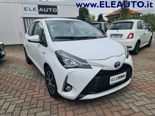 TOYOTA Yaris Bianco pastello