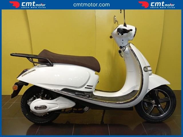 CJR MOTORECO Other Trinity 5kW Elettrico Garantito e Finanziabile Immagine 0