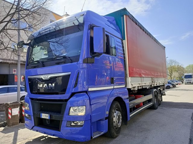 MAN TGX 26.440 3 assi Immagine 1