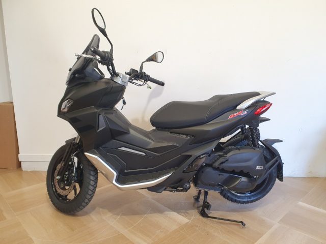 APRILIA SR 200 GT Immagine 1