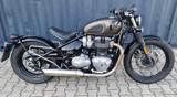 TRIUMPH Bonneville Bobber bobber