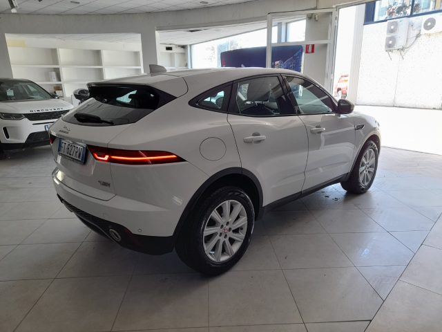 JAGUAR E-Pace 2.0D 180 CV AWD aut. S Immagine 2