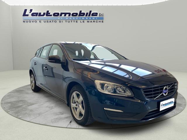 VOLVO V60 D2 Business Geatronic *NAVI-PDC* Immagine 2