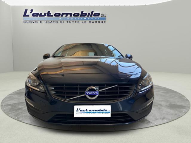 VOLVO V60 D2 Business Geatronic *NAVI-PDC* Immagine 1