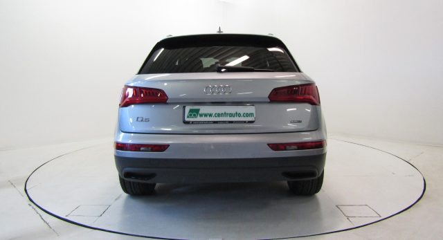 AUDI Q5 50 TFSIe 2.0 TFSIe quattro Plug-in hybrid  299CV Immagine 3