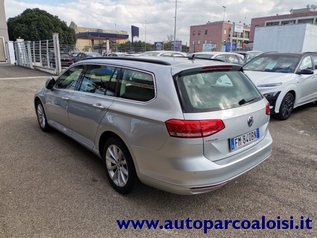 VOLKSWAGEN Passat Variant 2.0 TDI DSG Business BlueMotion Tech Immagine 2