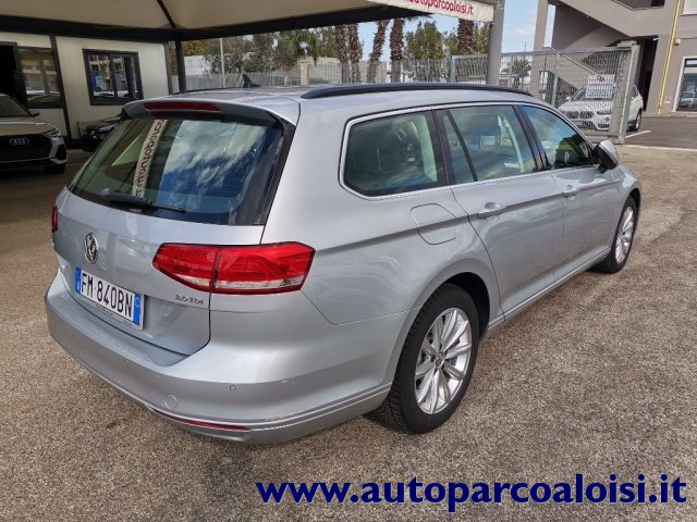 VOLKSWAGEN Passat Variant 2.0 TDI DSG Business BlueMotion Tech Immagine 4