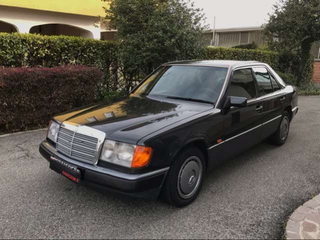 MERCEDES-BENZ 200 E  cat Classica Immagine 2