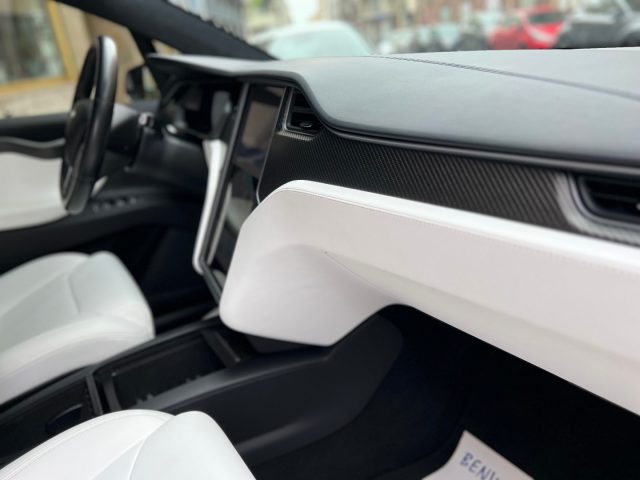 TESLA Model X LONG RANGE AWD 6 POSTI FULL KM 57000! Immagine 3