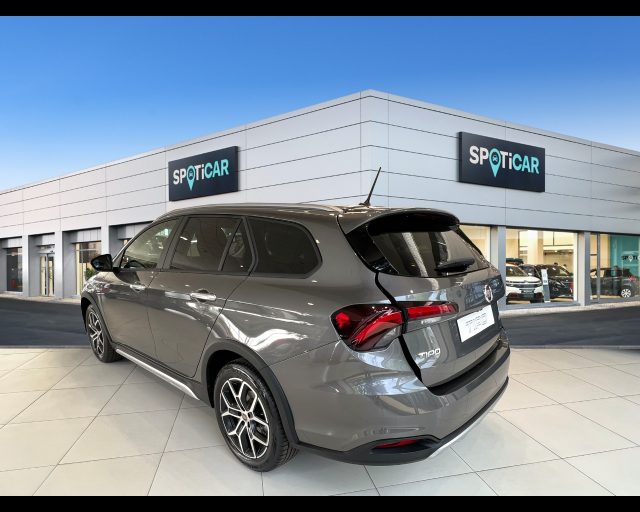 FIAT Tipo Station Wagon 1.5 Hybrid 130cv Immagine 2