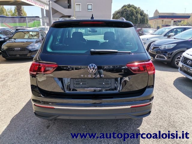 VOLKSWAGEN Tiguan 1.5 TSI 150 CV Life Immagine 3