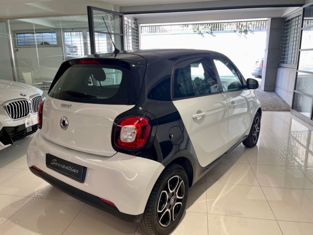 SMART ForFour 70 1.0 twinamic Passion Immagine 4