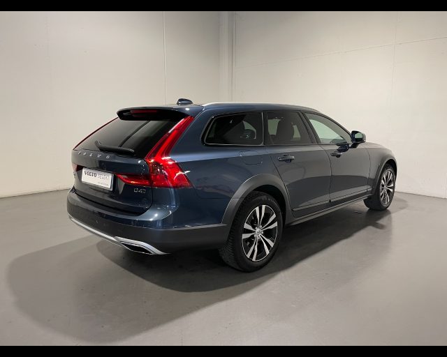 VOLVO V90 CROSS COUNTRY D4 AWD GEARTRONIC Immagine 1