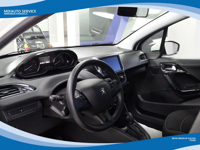 PEUGEOT 208 1.2 PureTech 82cv Active EU6 Immagine 2