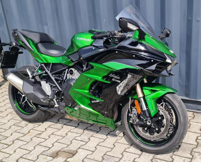 KAWASAKI Ninjia H2 SX Immagine 2