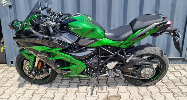 KAWASAKI Ninjia H2 SX Immagine 1