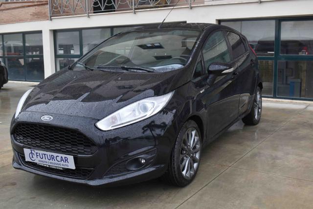 FORD Fiesta 1.5 TDCi 75CV 5 porte ST-Line Immagine 2