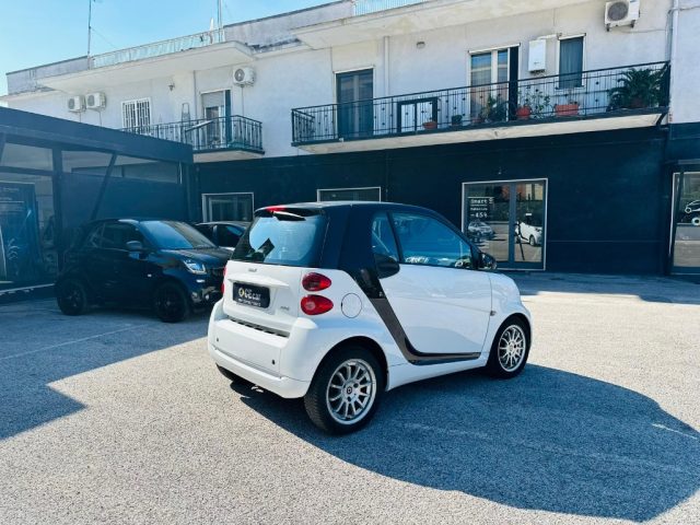 SMART ForTwo 1000 61 CV MHD COUPE' IDONEA PER NEOPATENTATI Immagine 3