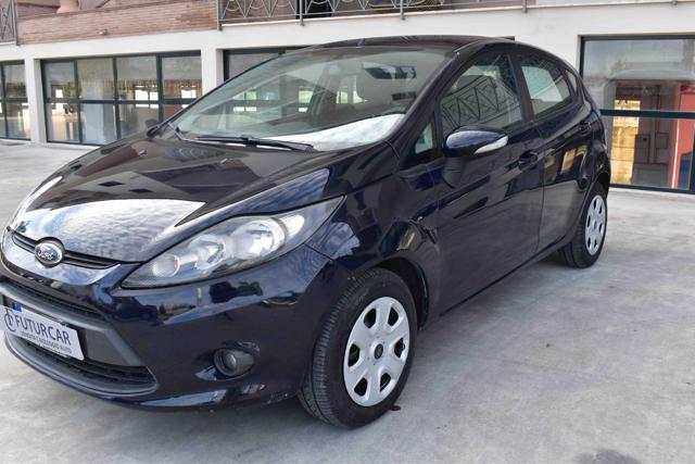 FORD Fiesta Ikon 1.4 TDCi 70CV 5 porte Immagine 2