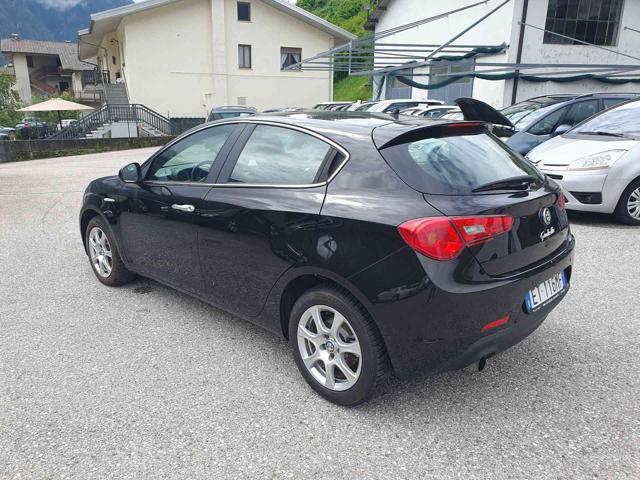 ALFA ROMEO Giulietta 1.6 JTDm-2 105 CV Distinctive Immagine 2