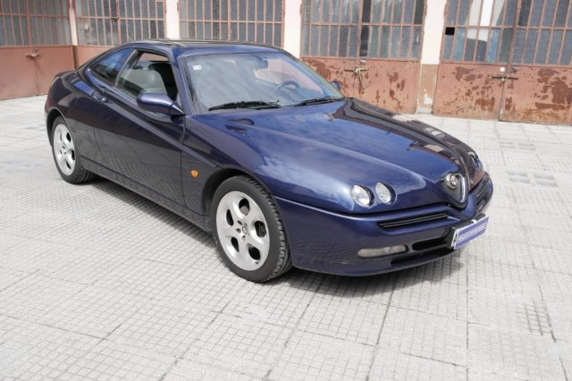 ALFA ROMEO GTV 2.0i 16V Twin Spark cat L Immagine 0