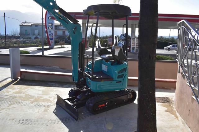 KUBOTA L33o Immagine 3