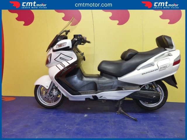 SUZUKI Burgman AN 650 Garantito e Finanziabile Immagine 2