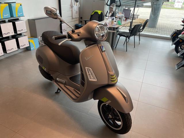 VESPA GTS 300 Super Tech EURO 5 - NUOVO IN PRONTA CONSEGNA! Immagine 2